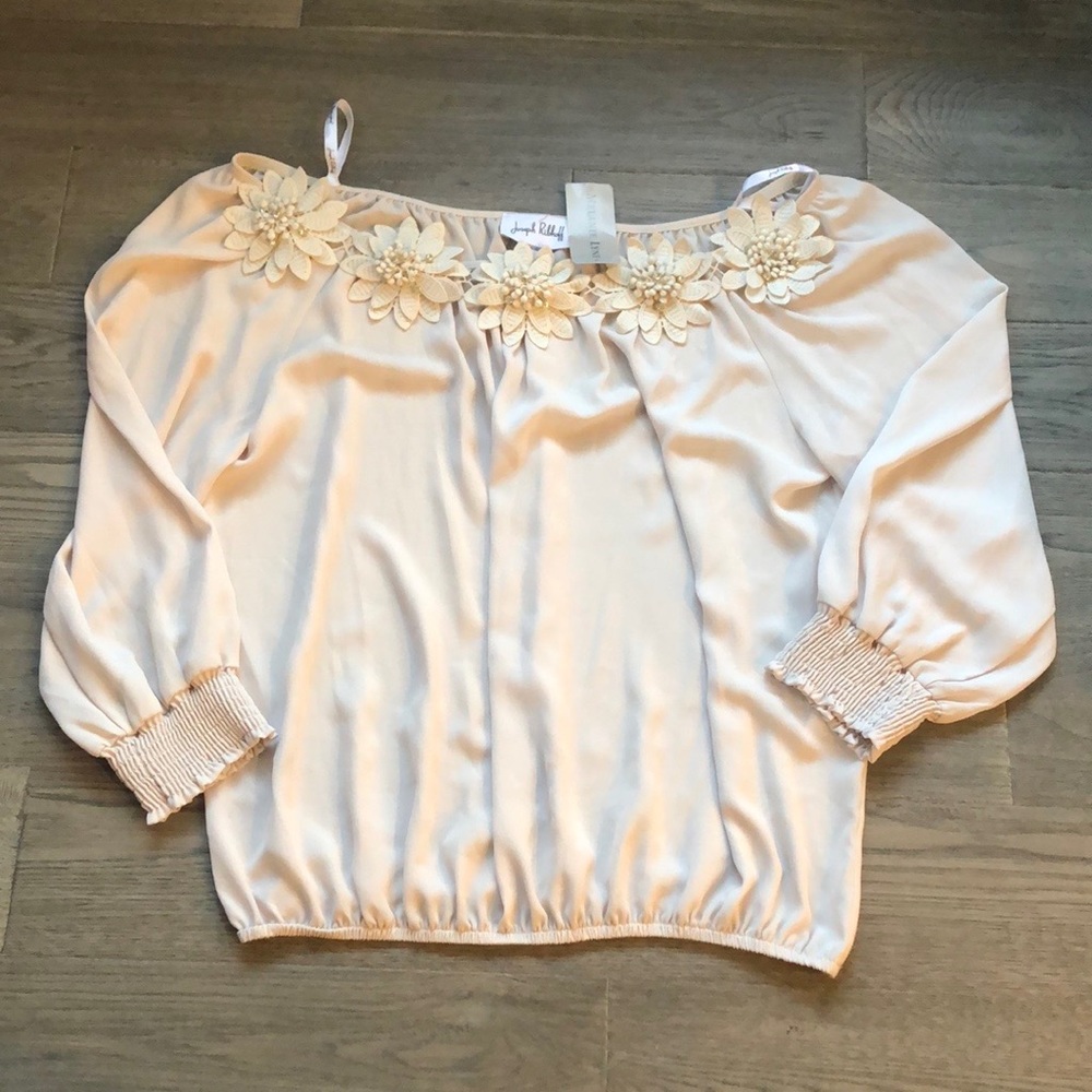 Joseph Ribkoff Champagne off the shoulder blouse - Picture 3 of 11